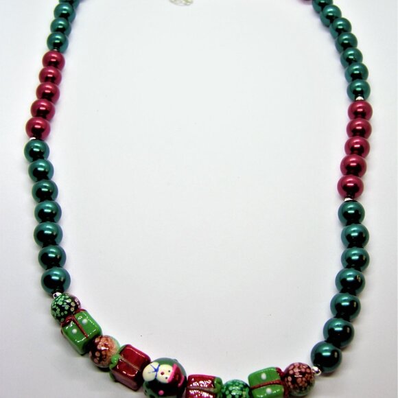 Handcrafted Glass Bead Christmas Necklace with Reindeer Earrings Set - Picture 11 of 12